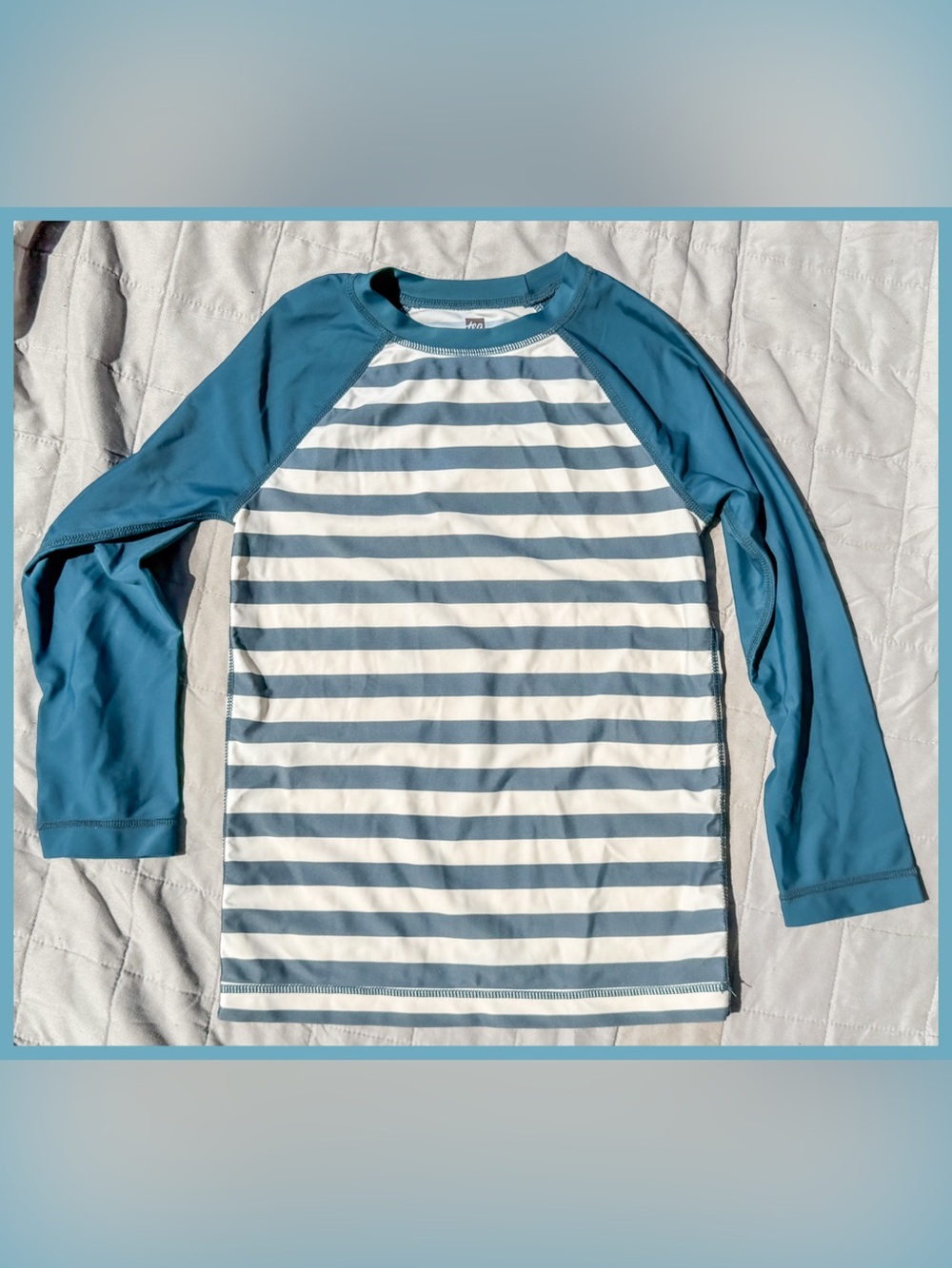 Tea Collection Boys Blue & White Striped Rash Guard Long Sleeve Swim Shirt 8 New